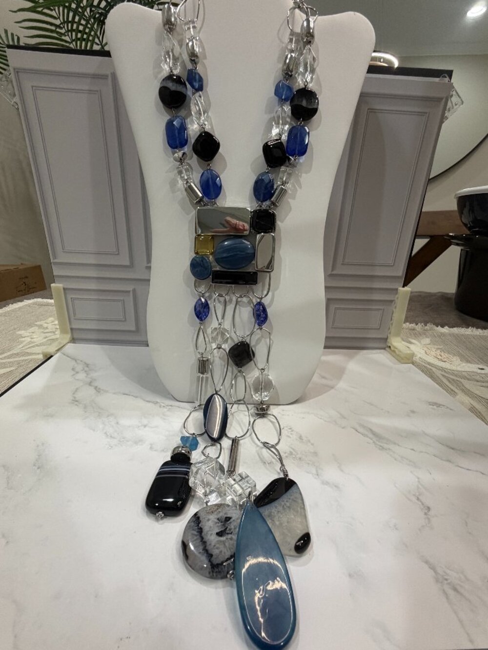 Chicos Collectibles Cobalt Blue Agate Silver Statement Layered Necklace Like New
